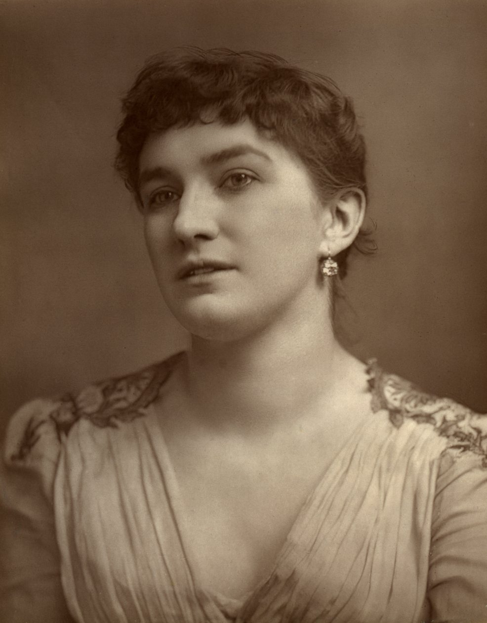 Nelly Bromley, brytyjska aktorka i piosenkarka, 1882 autorstwa St James