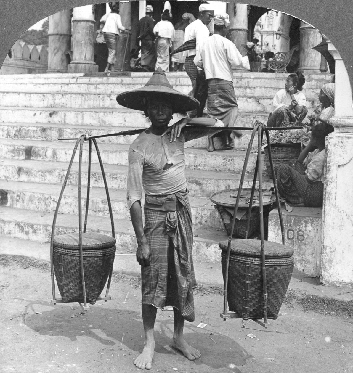 Często używany przewoźnik Birmy, Rangun, 1908 r. autorstwa Stereo Travel Co