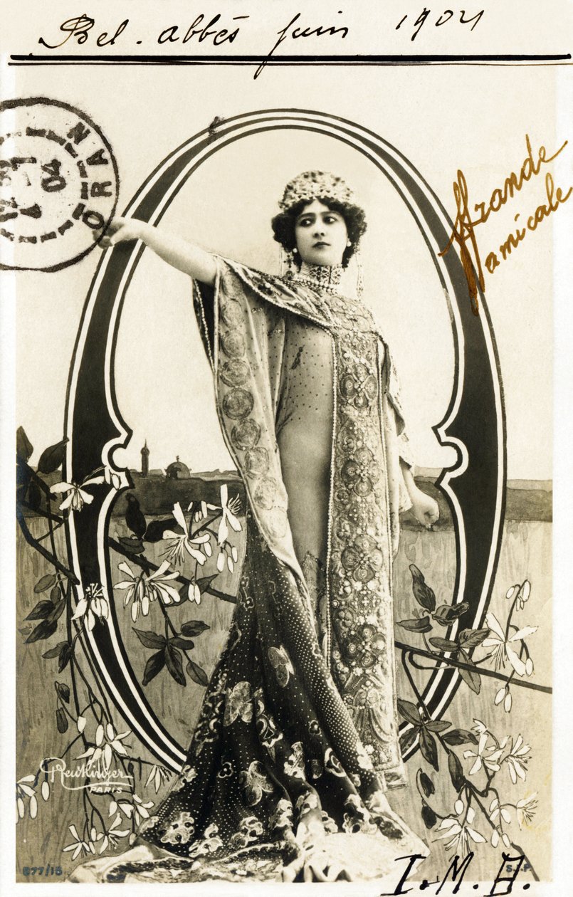 O a : Anna Held, polskie pochodzenie, piosenkarka i tancerka z la Belle Epoque - Alfabet na pocztówce autorstwa Studio Reutlinger