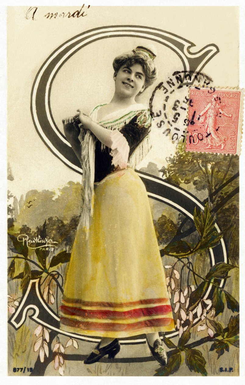 S: Mlle Caux, artystka z lat 1900 – alfabet na pocztówce autorstwa Studio Reutlinger