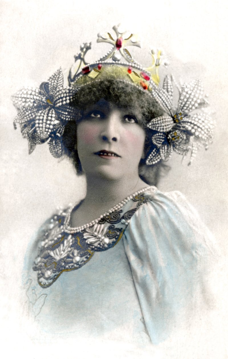 Sarah Bernhardt jako Melissinde autorstwa Studio Reutlinger