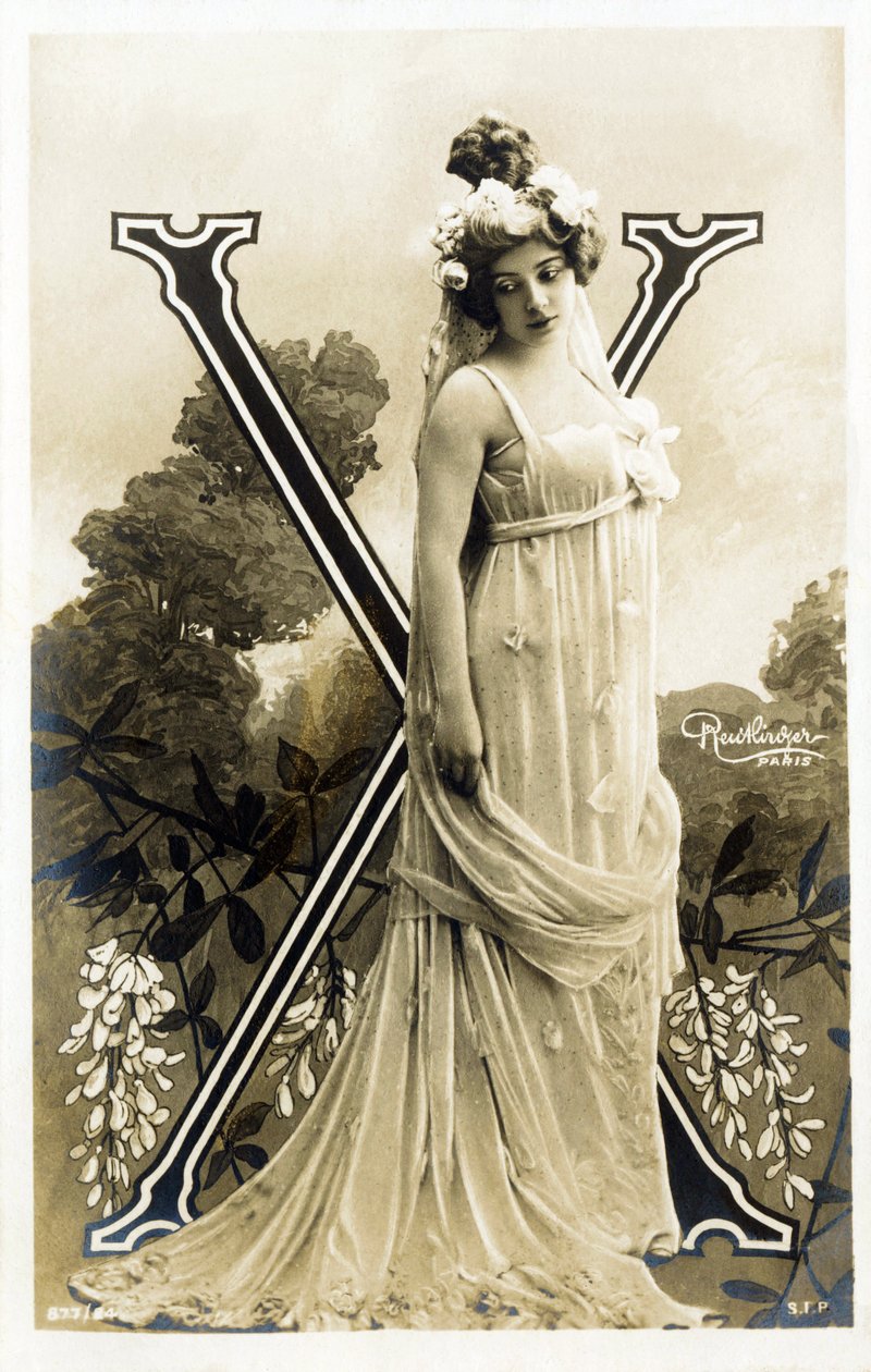 X: Amelie Dieterle, francuska aktorka i piosenkarka - Theatre des Varietes, Bouffes Parisiennes, Paryż - alfabet na pocztówce autorstwa Studio Reutlinger