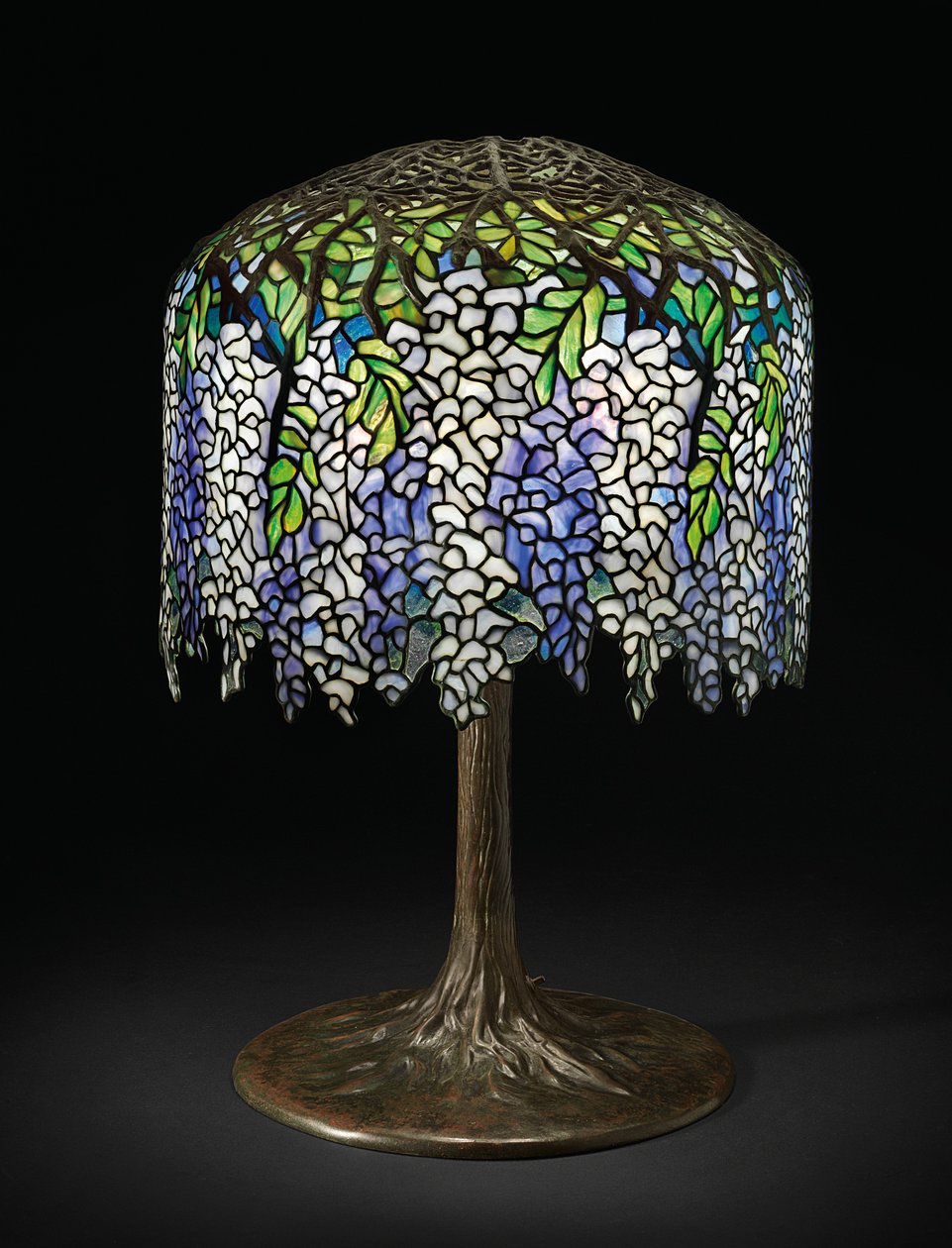 Lampa stołowa Wisteria, ok. 1910 (szkło ołowiowe i brąz) autorstwa Studios Tiffany