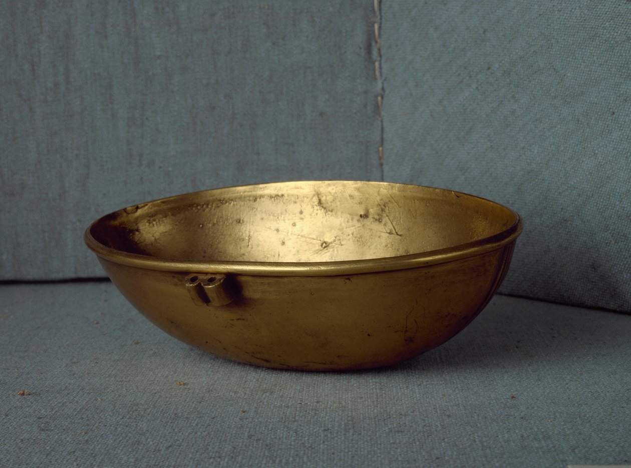 Cywilizacja sumeryjska: owalny puchar ze złota. Ciemny. 15 cm Bagdad, Narodowe Muzeum Iraku autorstwa Sumerian Sumerian