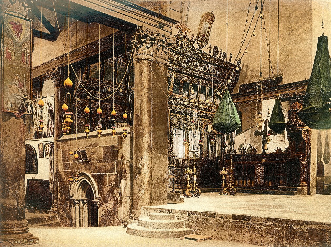 Wnętrze cerkwi Narodzenia Pańskiego, Betlejem, ok.1880-1900 (fotochrom) autorstwa Swiss Photographer