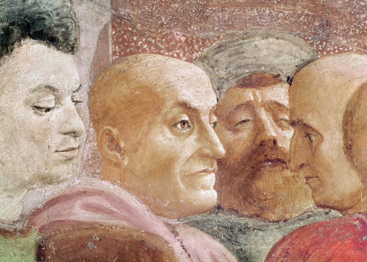 Szczegół głów mężczyzn na lewo od cesarza, z Wskrzeszenia Syna Teofila i św. Piotra na tronie pierwszego biskupa Antiochii, ok. 1427 i ok. 1484-85 (szczegóły z 63302) autorstwa Tommaso Masaccio
