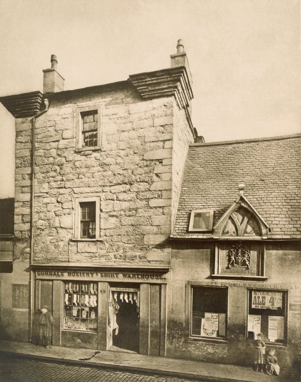 Elphinstone Tower, Man Street, Gorbals, Glasgow, 1868-99 (bw zdjęcie) autorstwa T.and R. Annan and Sons