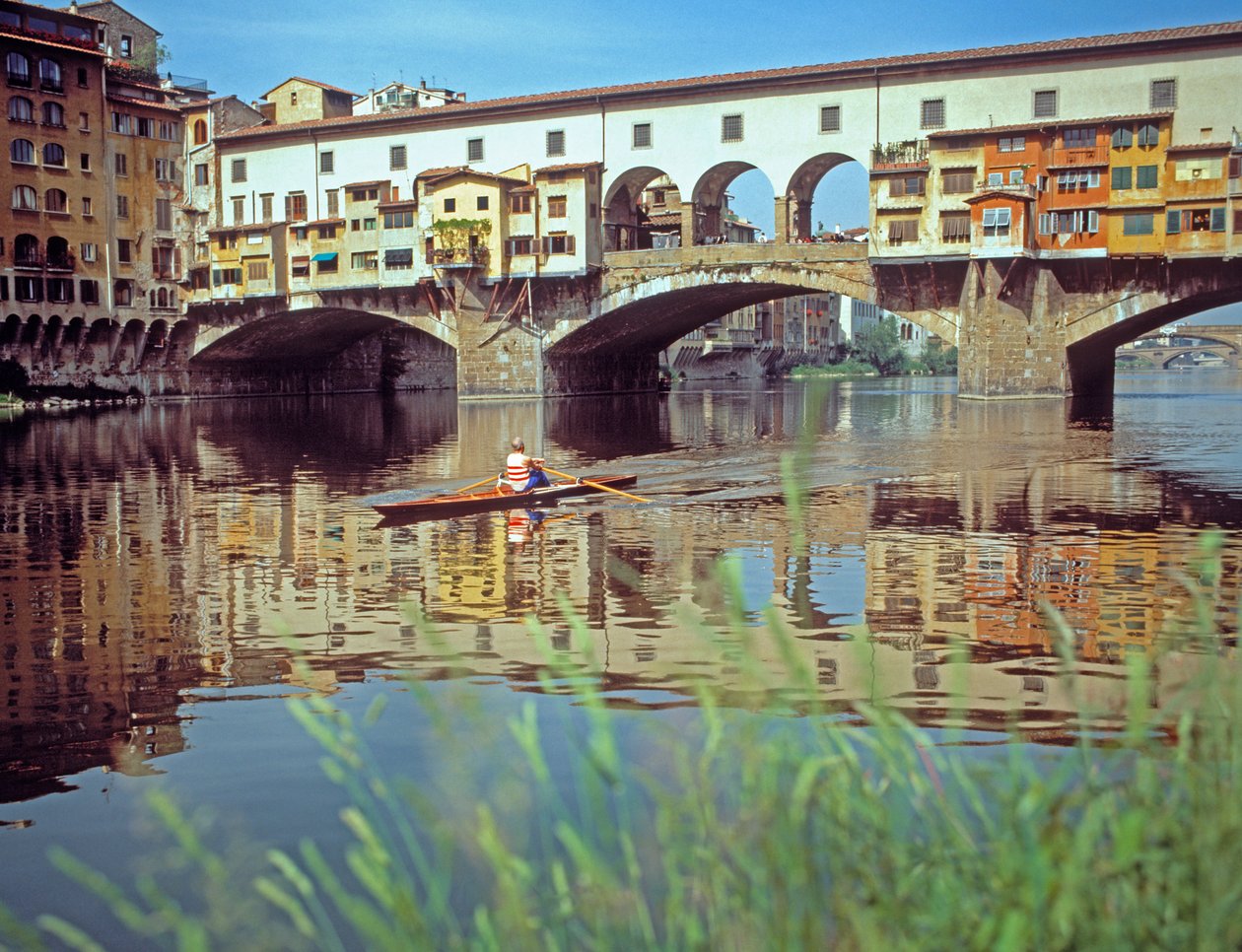 Ponte Vecchio, zbudowany w 1345 autorstwa Taddeo Gaddi