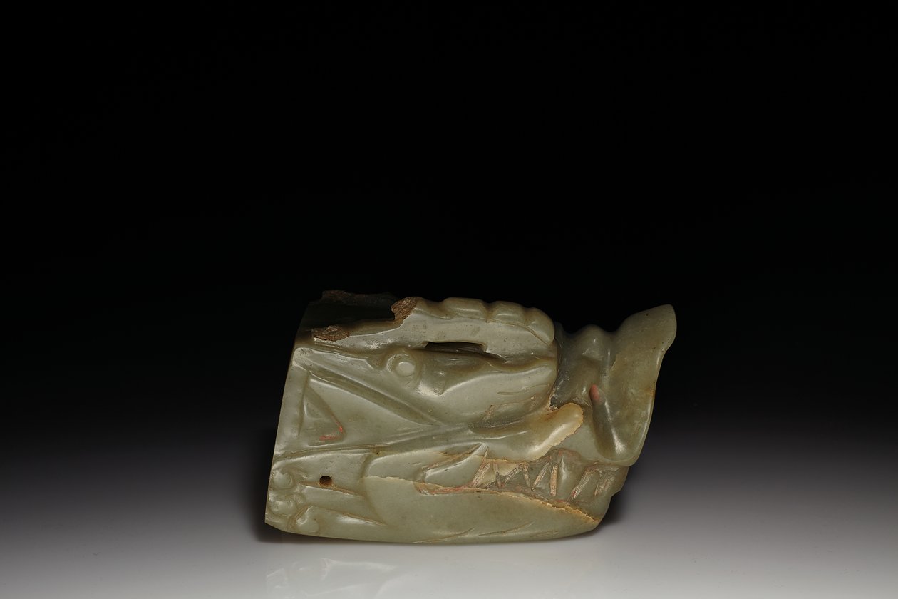 Jadeitowa głowa smoka Junkunc (nefryt) autorstwa Tang Dynasty Chinese School