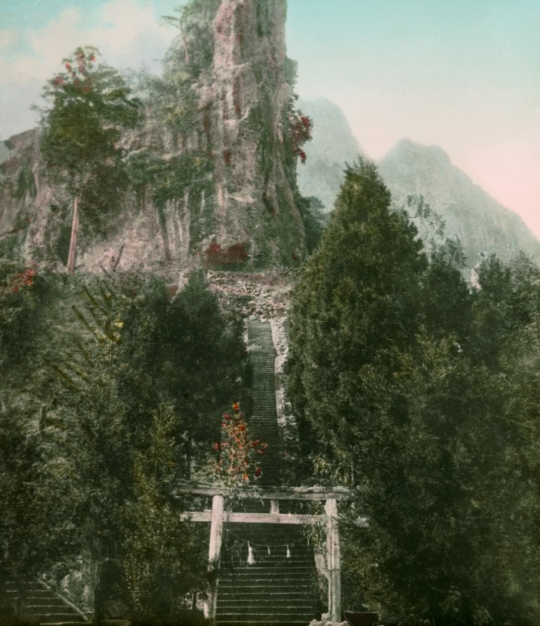 Widok na górę Myogi w prefekturze Gunma, około 1900-1915 r. (zdjęcie) autorstwa Teijiro Takagi