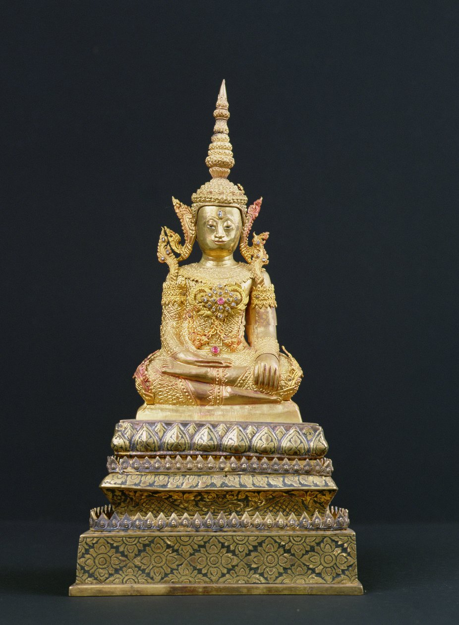 Budda siedzący podczas medytacji, okres Rattanakosin (1782-1910) (złoto i kamienie szlachetne) autorstwa Thai