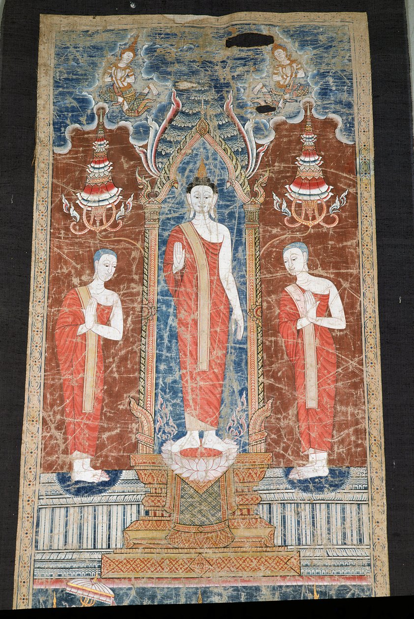Baner przedstawiający stojącego Buddę z dwoma uczniami, styl Rattanakosin (malowany jedwab) autorstwa Thai School