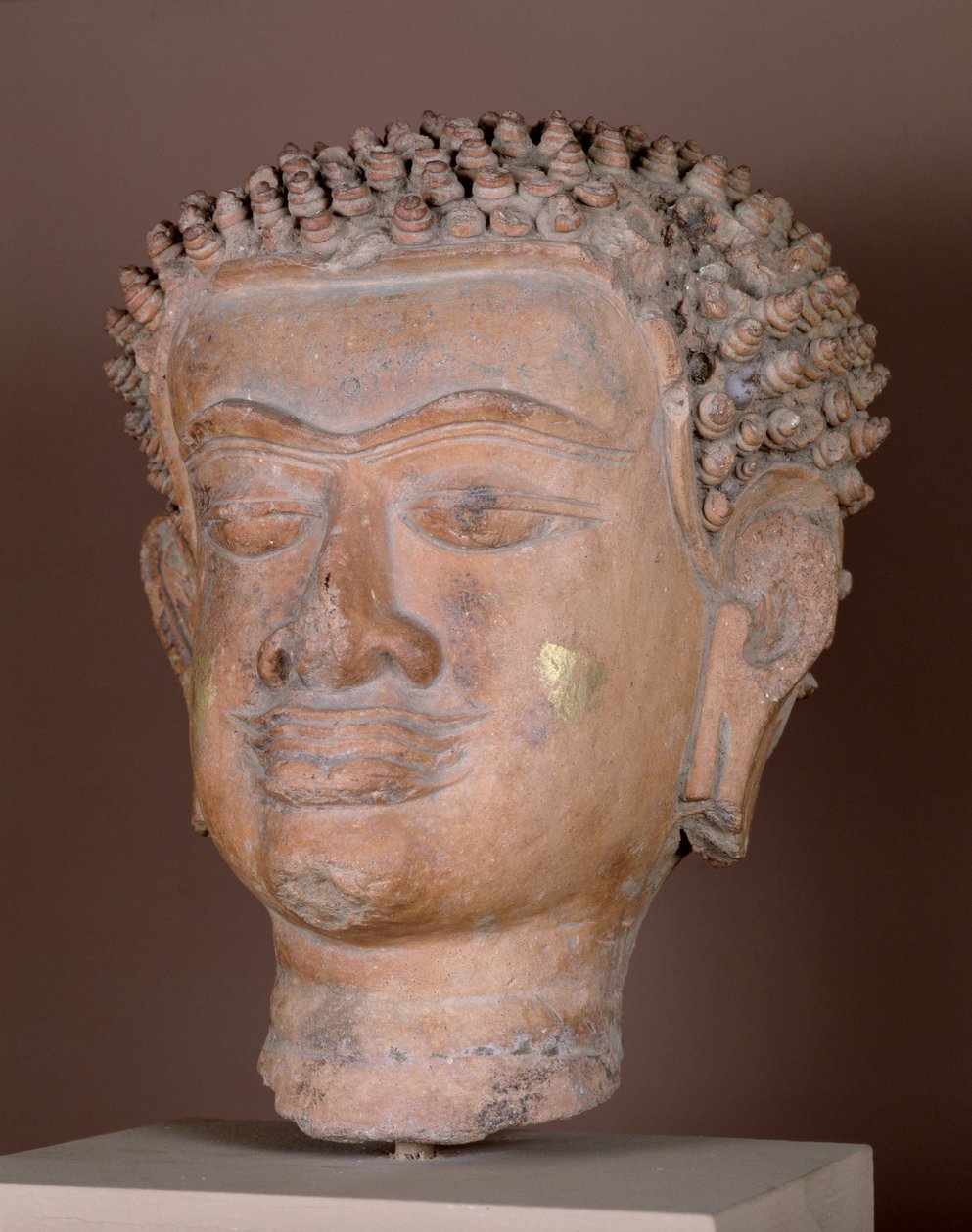 Głowa Buddy, Królestwo Haripunjaya (terakota) autorstwa Thai School