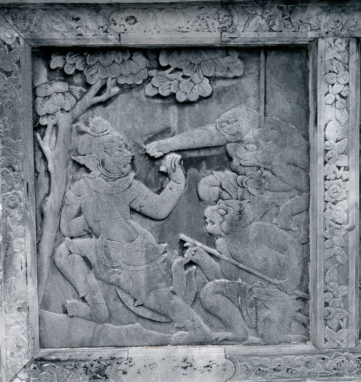 Jedna z serii płaskorzeźb przedstawiających Ramakien (Ramayana) autorstwa Thai School