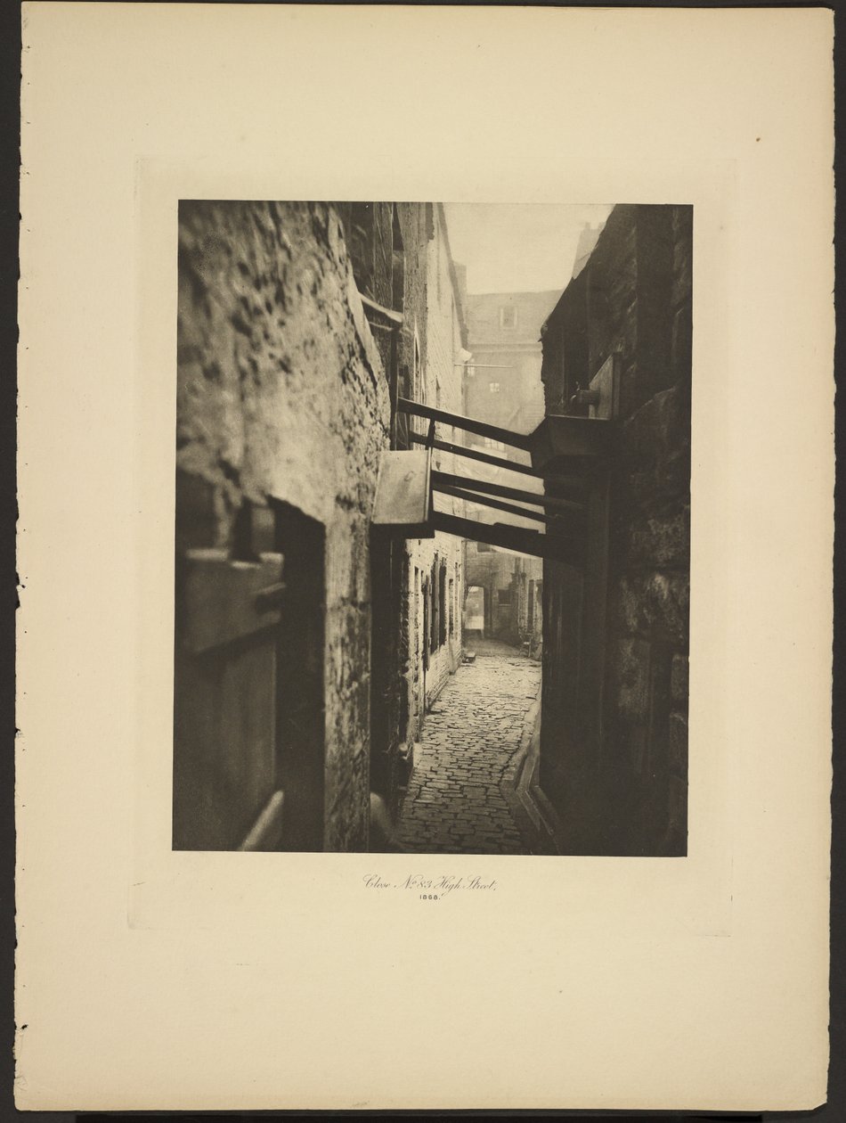 Close No. 83 High Street autorstwa Thomas Annan