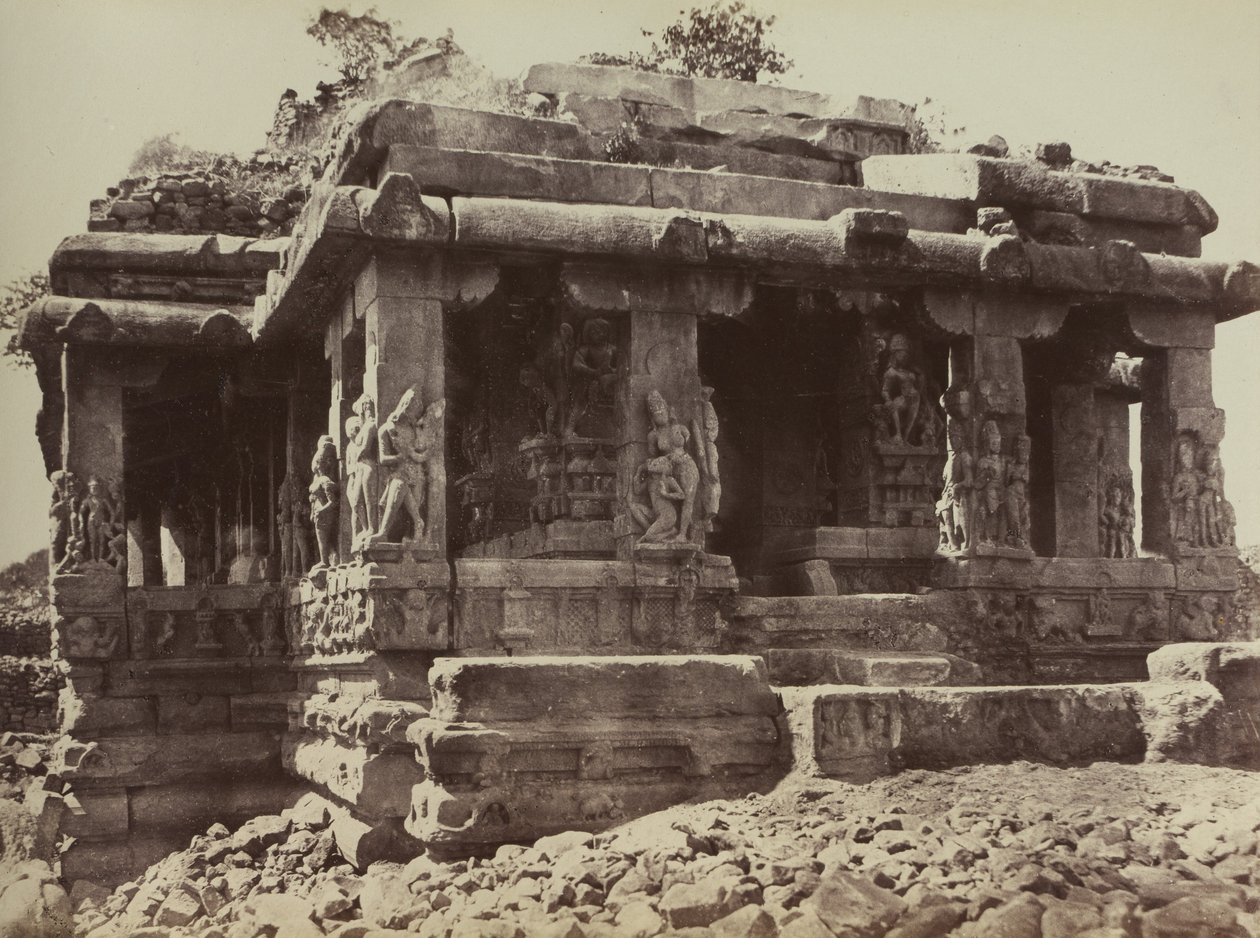 Architektura w Dharwarze i Mysore, lata 60. XIX wieku. autorstwa Thomas Biggs