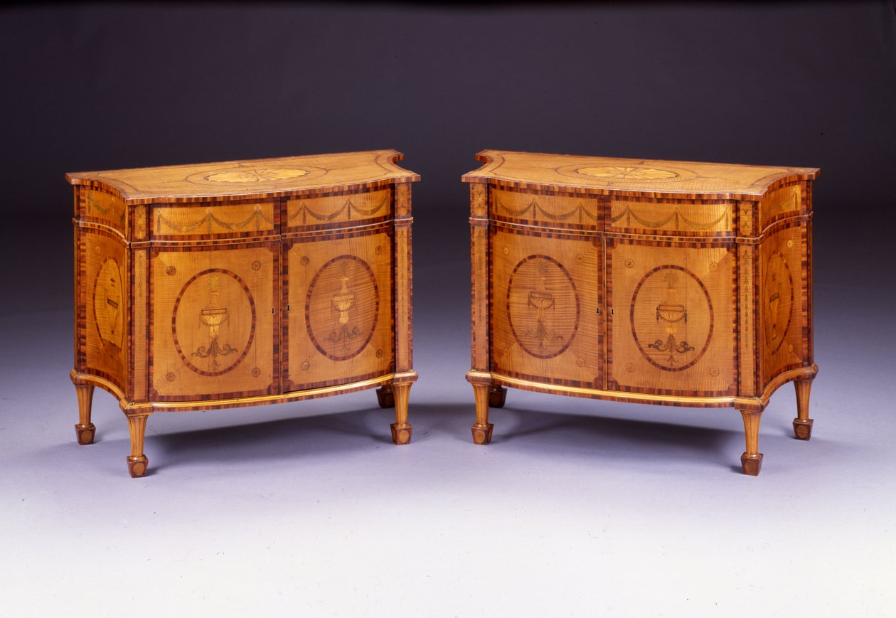 Para komod Jerzego III (harewood i kingwood) autorstwa Thomas Chippendale