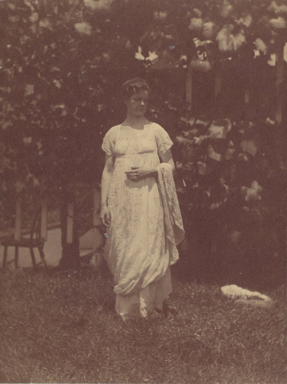 [Pani. Louis Kentin w Empire Dress], lata 80., 1880. autorstwa Thomas Eakins
