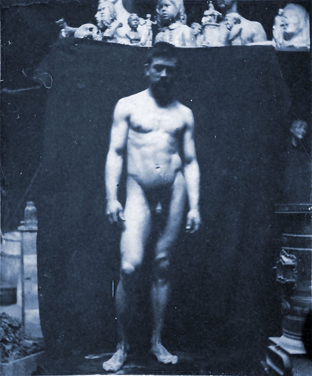 Portret aktu Samuela Murraya w pracowni Eakina, 1890 (cyjanotypia) autorstwa Thomas Eakins