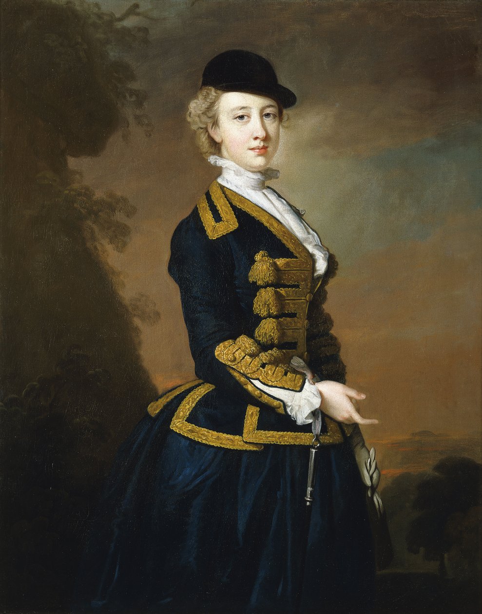 Portret Nancy Fortescue, ubrana w ciemnoniebieski habit ze złotą żabką i czapką, autorstwa Thomas Hudson