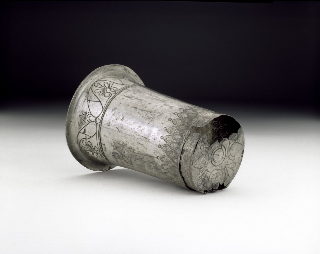 Zlewka, znaleziona w grobowcu Dalboki, Bułgaria (srebro) (patrz 103328) autorstwa Thracian