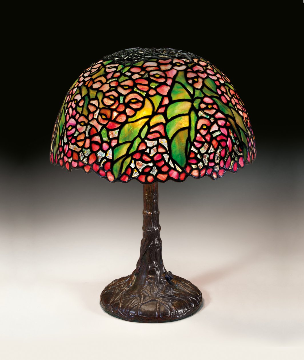Lampa stołowa Pony Begonia, ok. 1910 (szkło ołowiowe i brąz) autorstwa Tiffany and Company