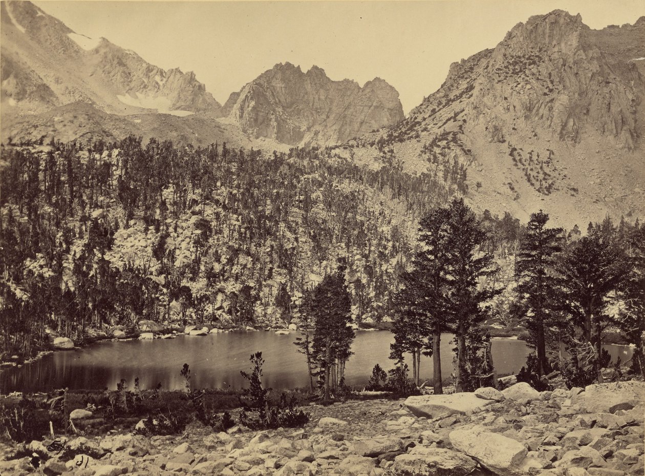 Alpine Lake, w Sierra Nevada, Kalifornia autorstwa Timothy H. OSullivan
