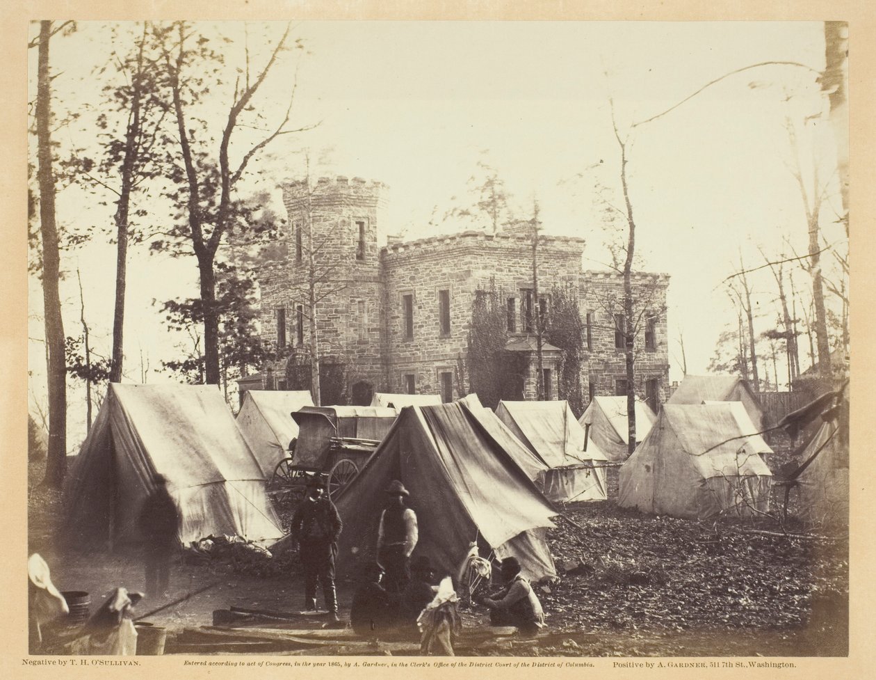 Castle Murray, w pobliżu Auburn w Wirginii autorstwa Timothy O