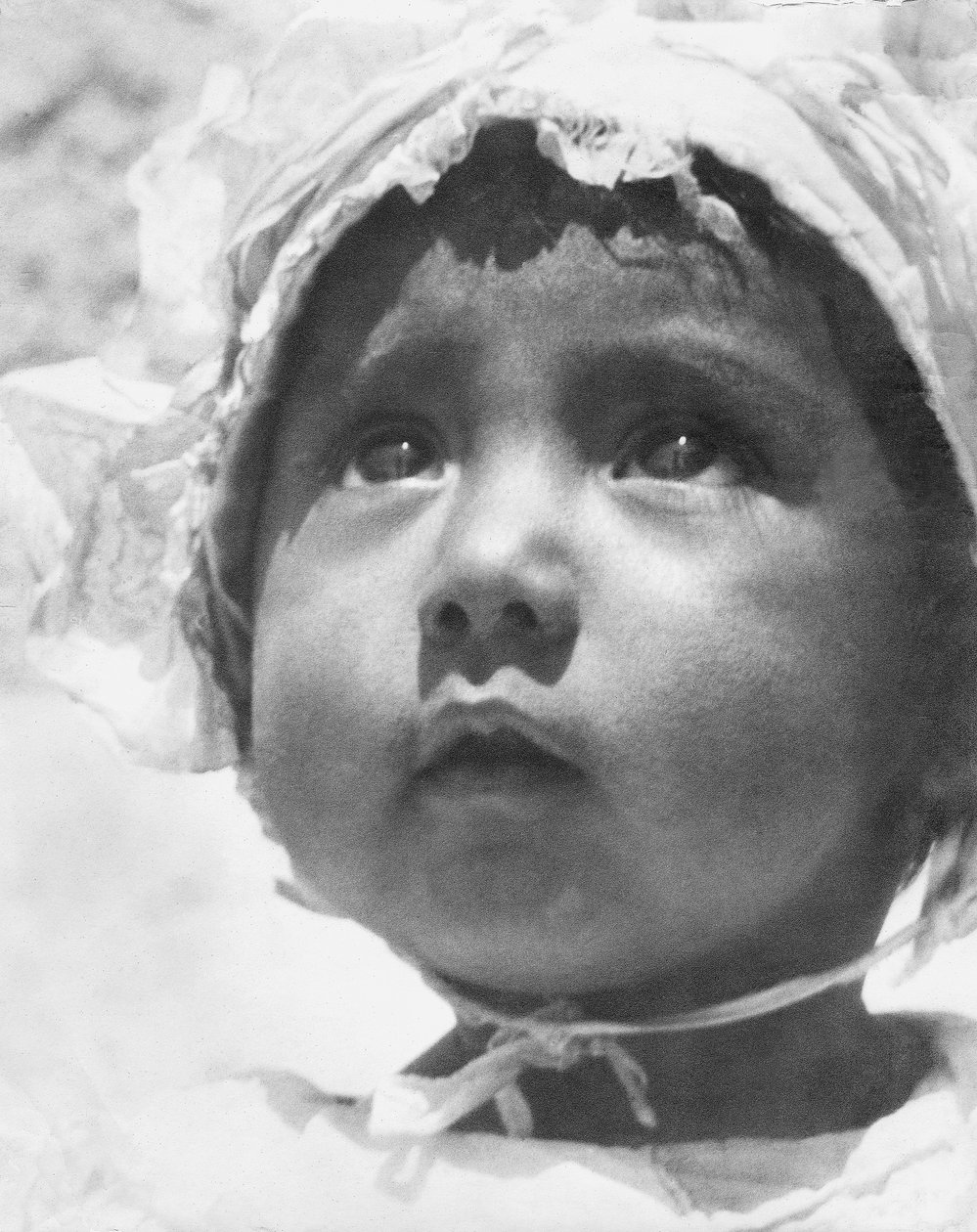 Lupe Rivera Marin, pierwsza córka Diego Rivery i Lupe Marin, Miasto Meksyk, 1924 autorstwa Tina Modotti