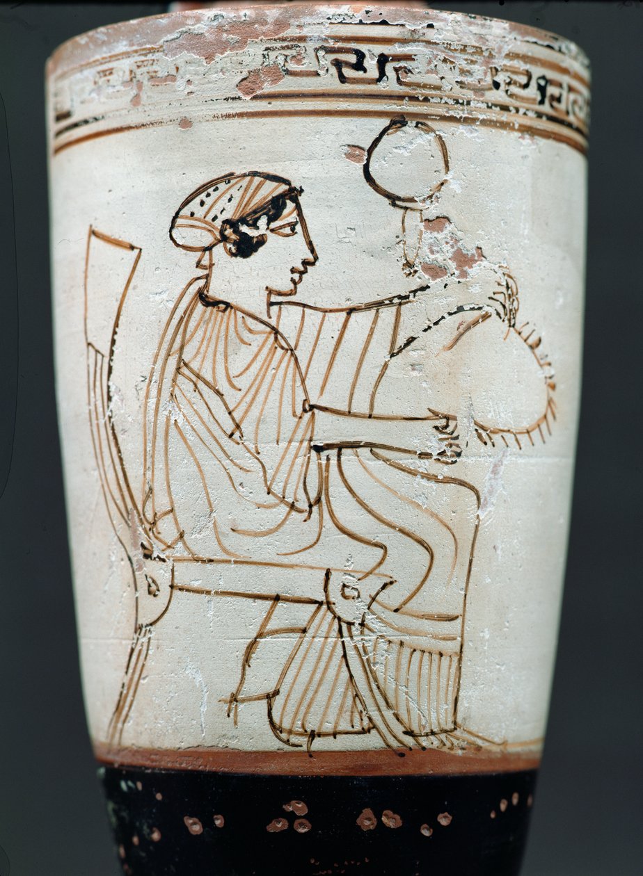 Poddaszowy biały mielony lekytos przedstawiający kobietę wyplatającą wieniec, ok. 475-420 p.n.e. (ceramika) autorstwa Tymbos Painter