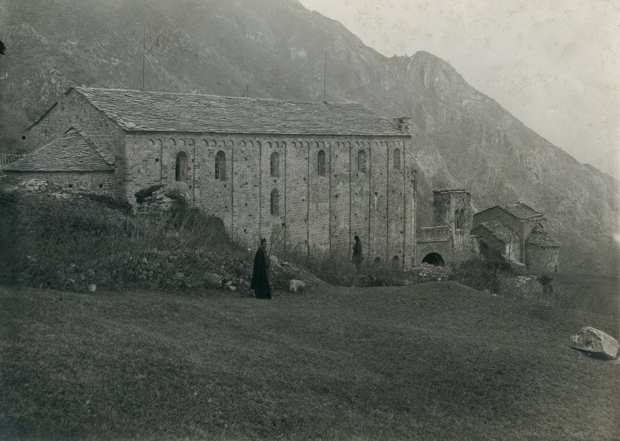 Opactwo San Pietro al Monte, Civate, Lombardia, Włochy, zdjęcie autorstwa Ugo Monneret de Villard, około 1910 r. autorstwa Ugo Monneret de Villard