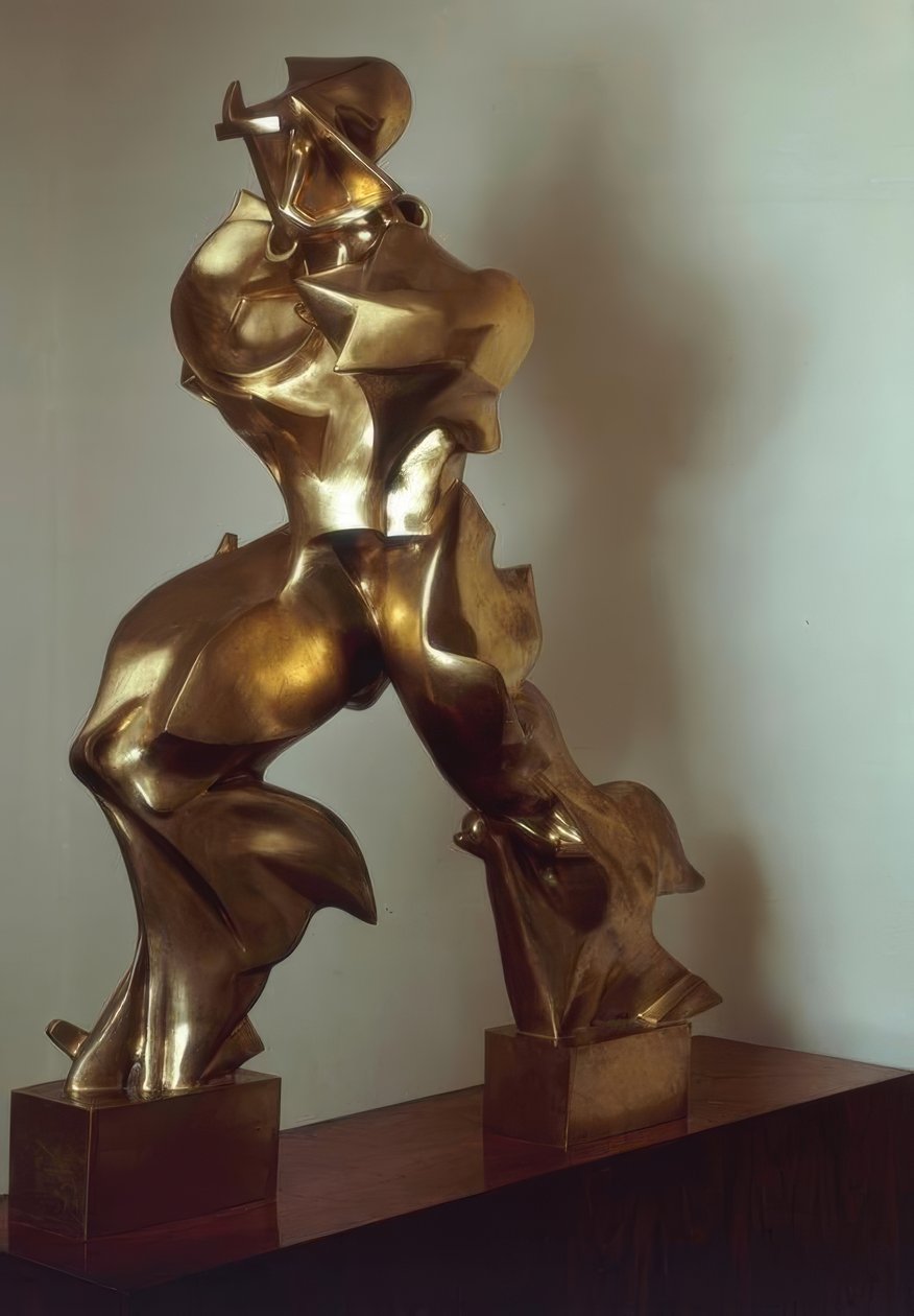 Unikalne formy ciągłości w przestrzeni autorstwa Umberto Boccioni