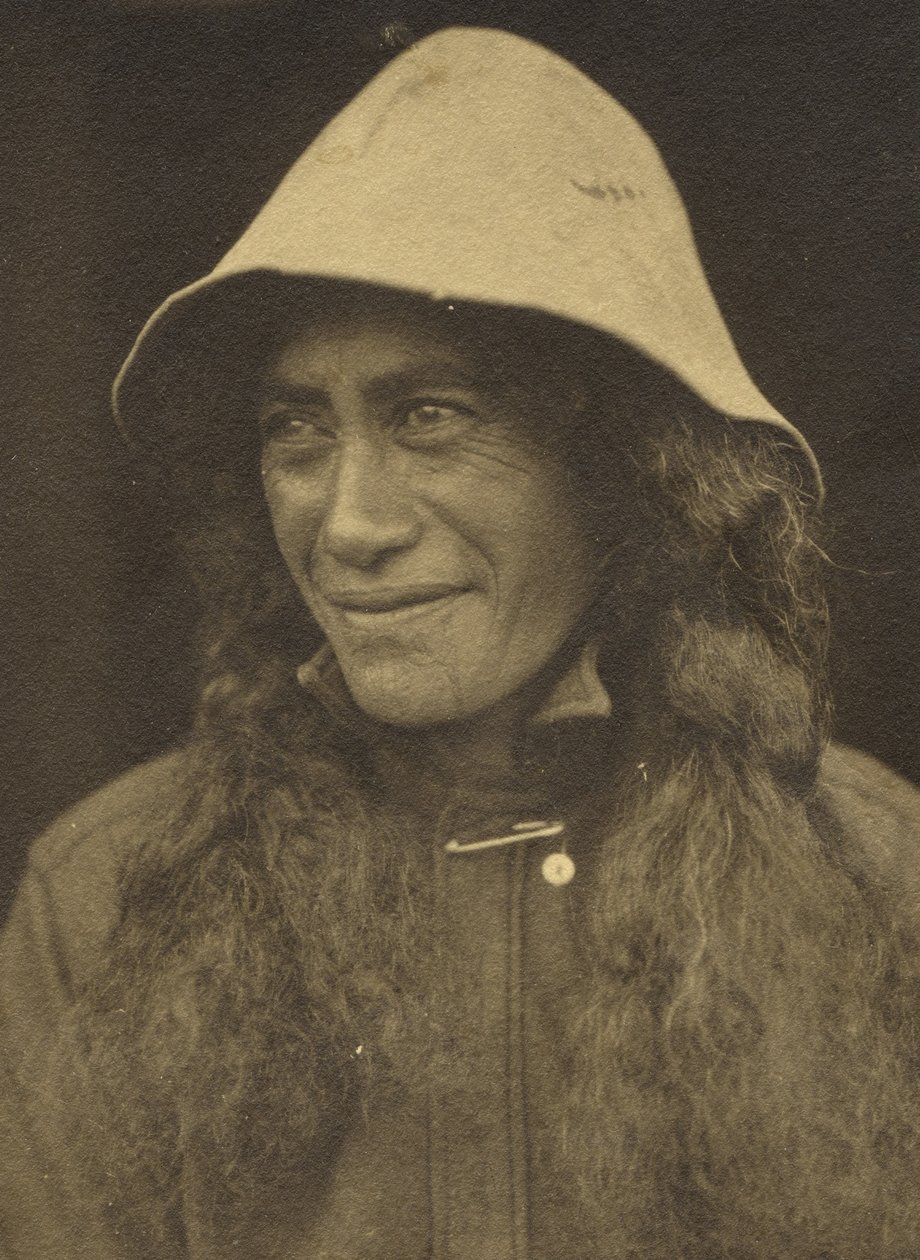 Portret, Tauranga, ok. 1930 (srebrny odbitka żelatynowa) autorstwa Una Garlick