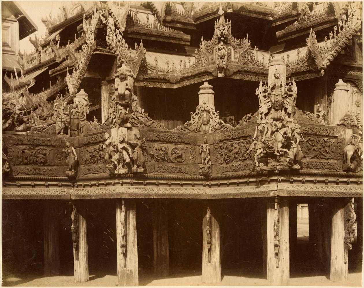 Klasztor lub Pagoda, detal, prawdopodobnie Mandalay, koniec XIX w. (odbitka albumowa) (fot. bw) autorstwa Unbekannt Unbekannt