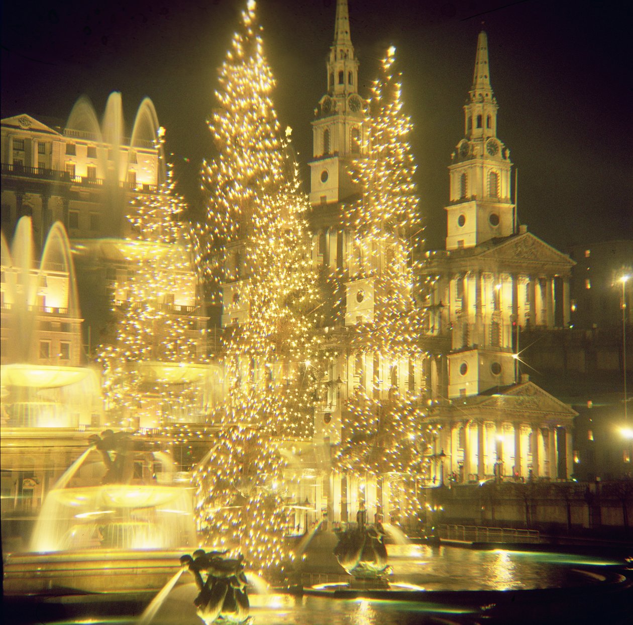 Trafalgar Square, Christmas Lights (patrz także 12715) autorstwa Unbekannt Unbekannt