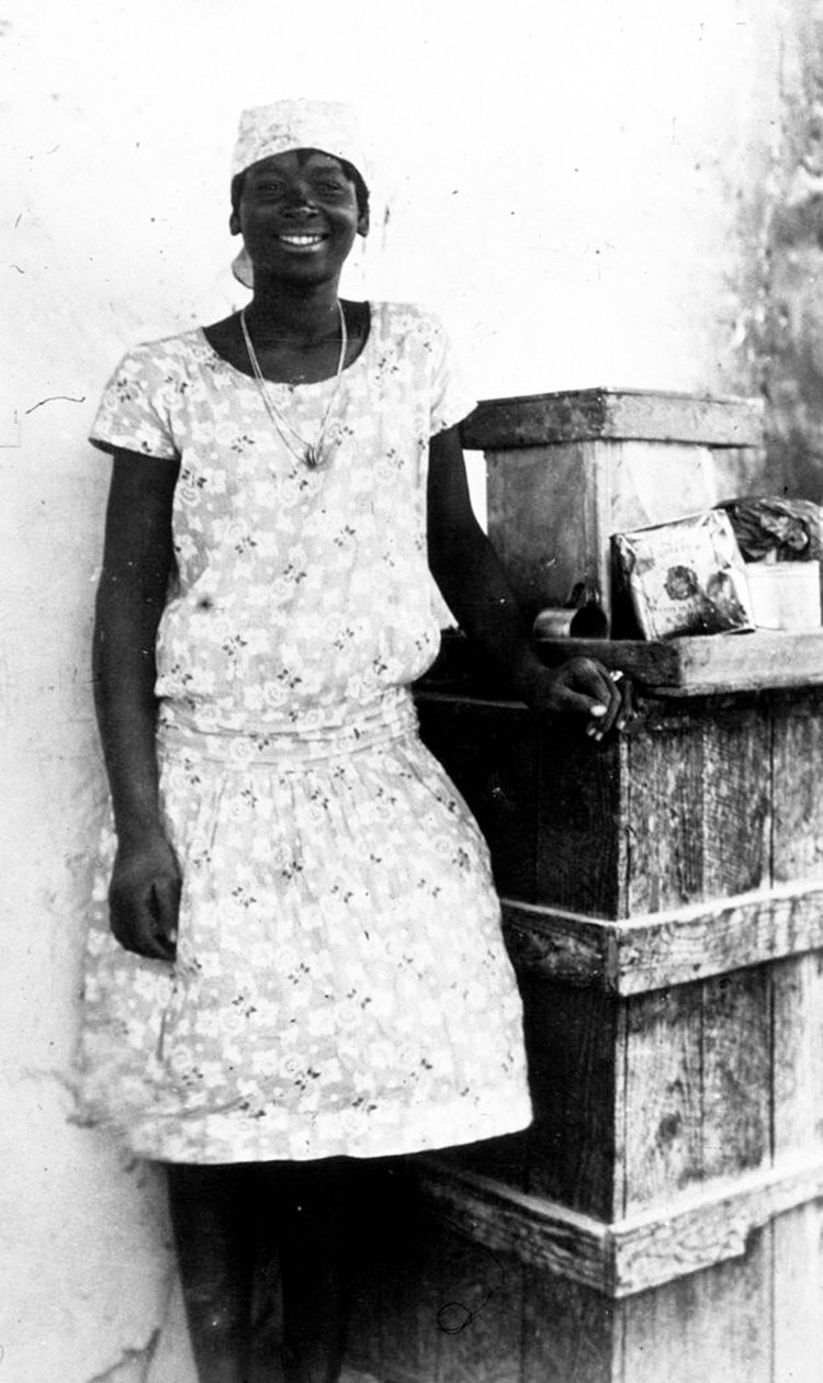 19322 HAITI Mały kupiec z Akassan gotowany? ale podstawa autorstwa Unbekannt