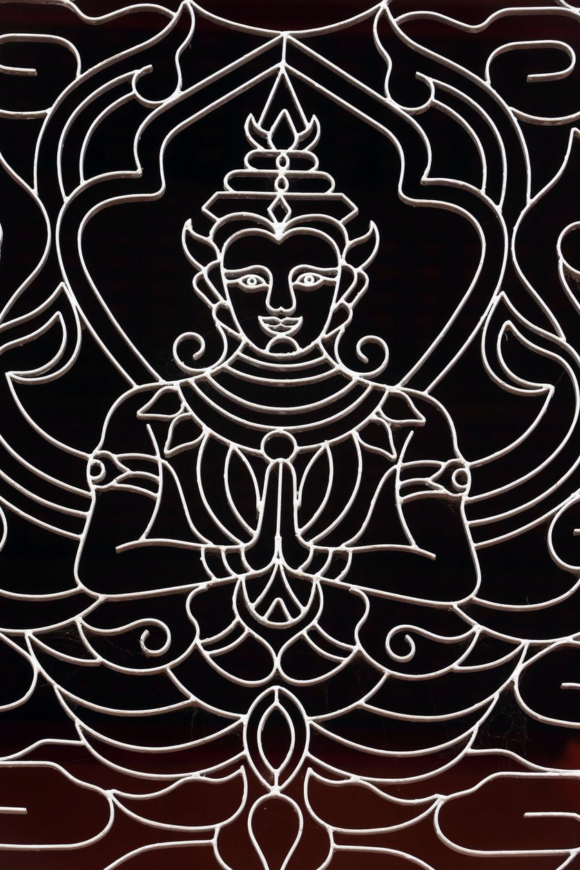 20151028, Vientiane, Laos: świątynia buddyjska Wat Ong Teu. Bogini zdobi okno autorstwa Unbekannt