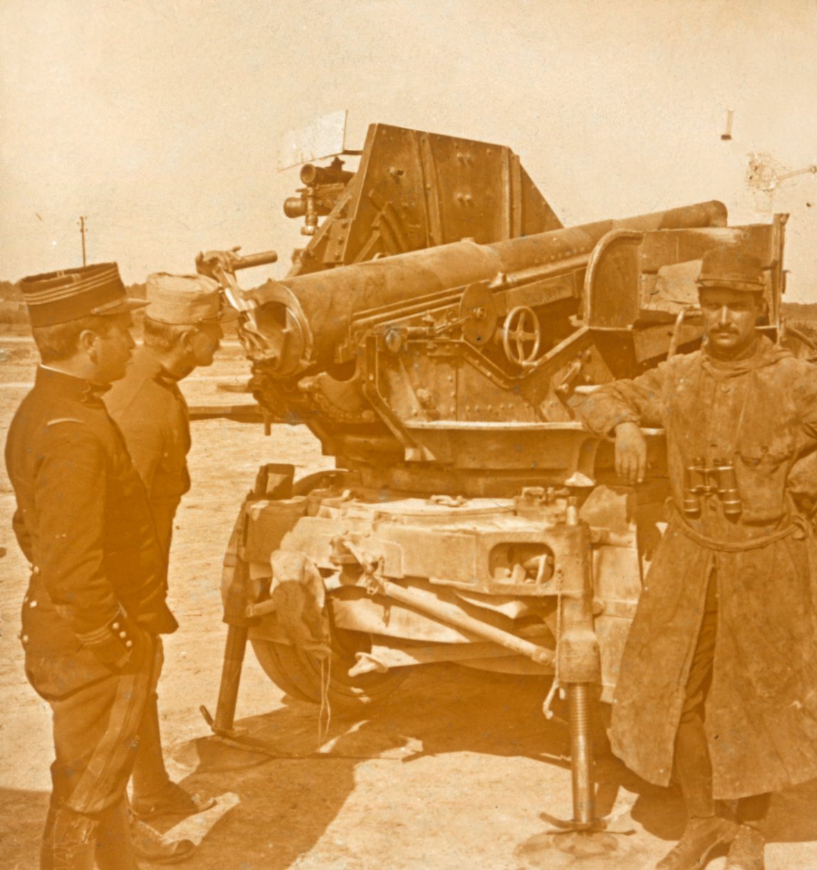 75 automatyczne działo przeciwlotnicze, c1914-c1918 autorstwa Unbekannt