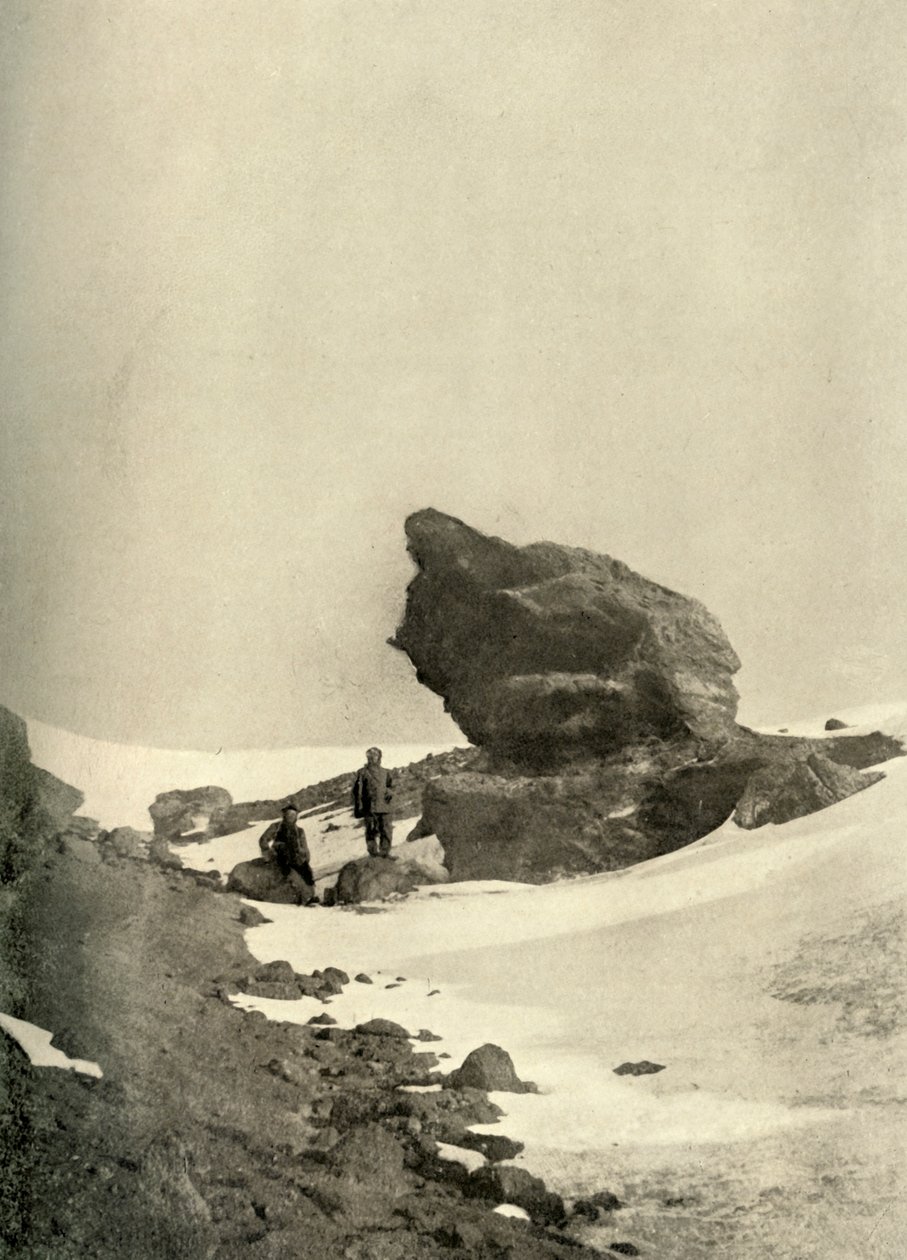 Wielki głaz Kenyte w pobliżu kwater zimowych, c1908, 1909. autorstwa Unbekannt