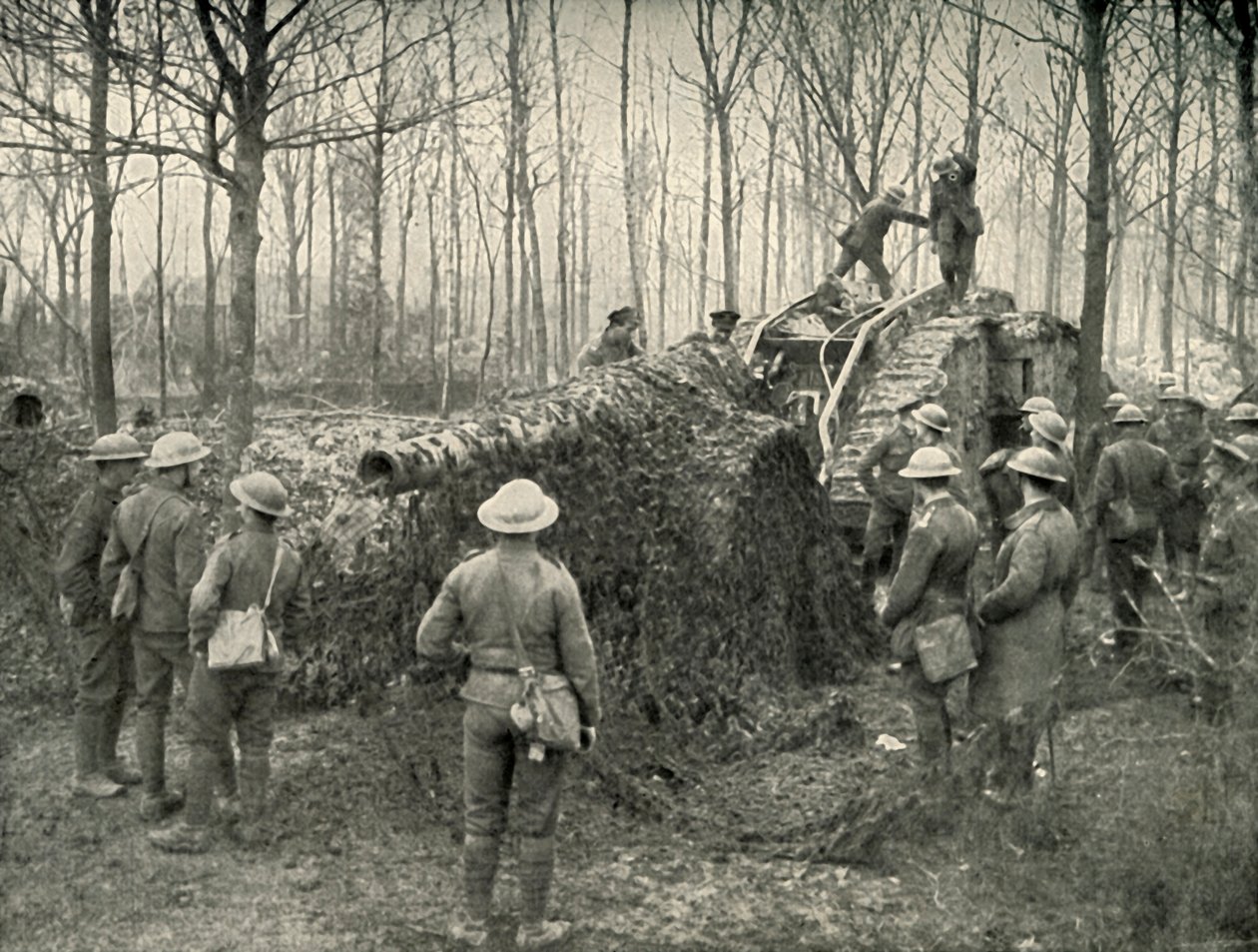 Okręt lądowy wnoszący pod kamuflażem niemiecką armatę morską 5,9, 1919. autorstwa Unbekannt