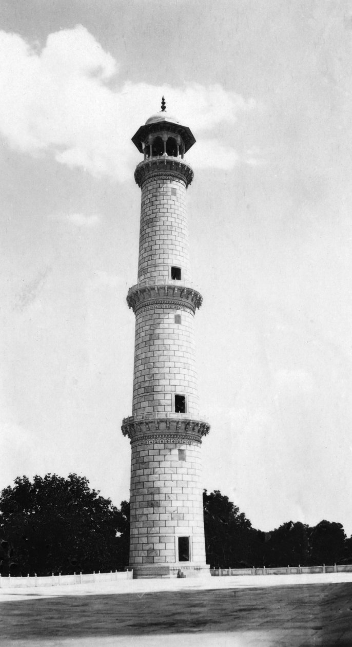 Minaret w Taj Mahal, Agra, Indie, 1916-1917 autorstwa Unbekannt