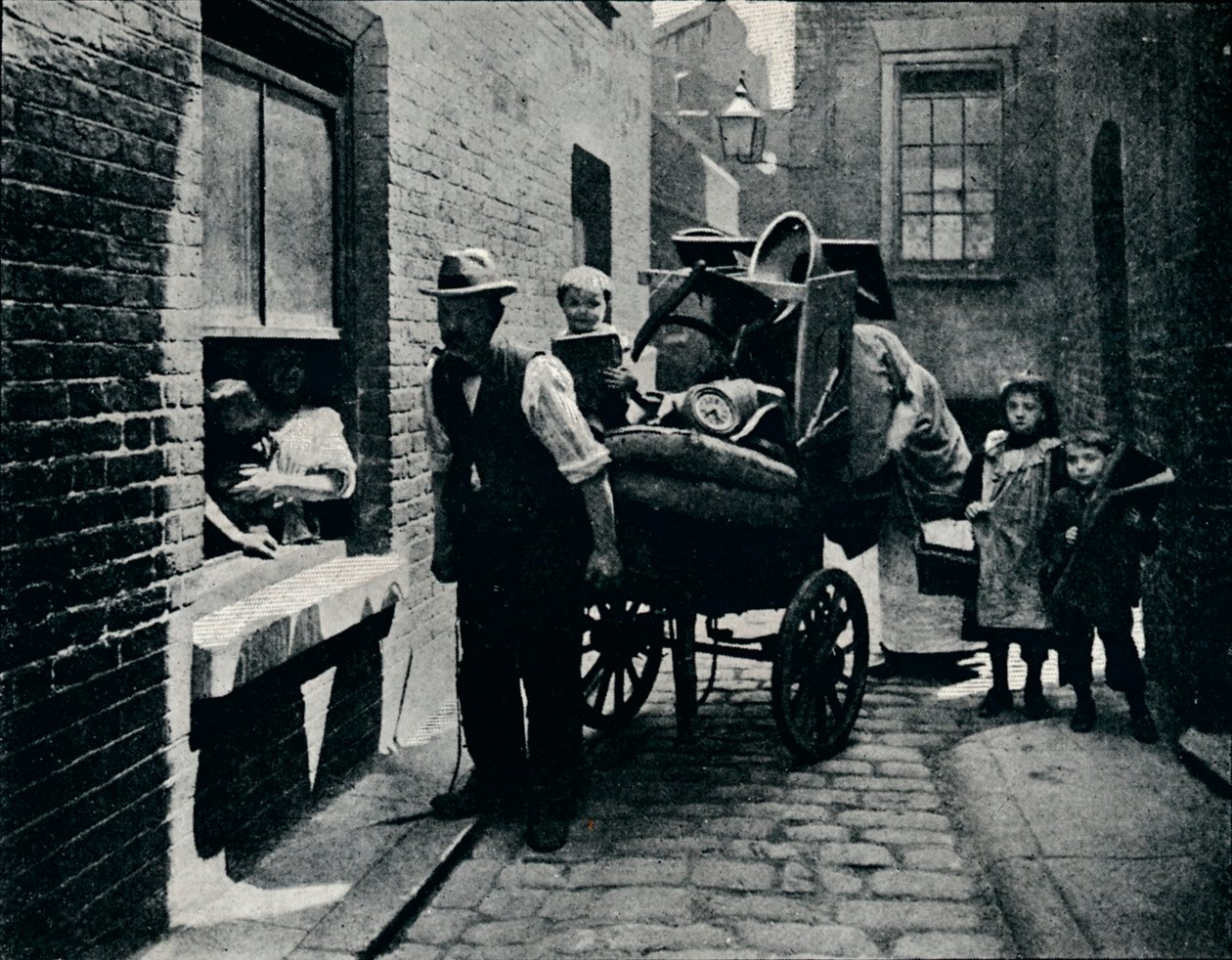 Przeprowadzka w Slumopolis, Londyn, c1901 1901 autorstwa Unbekannt