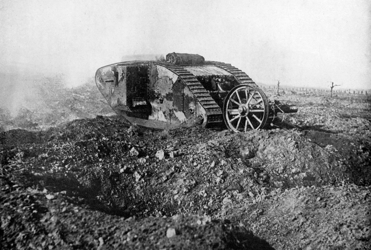 Czołg w akcji na froncie zachodnim, Somma, Francja, I wojna światowa, 1914-1918, c1920 autorstwa Unbekannt