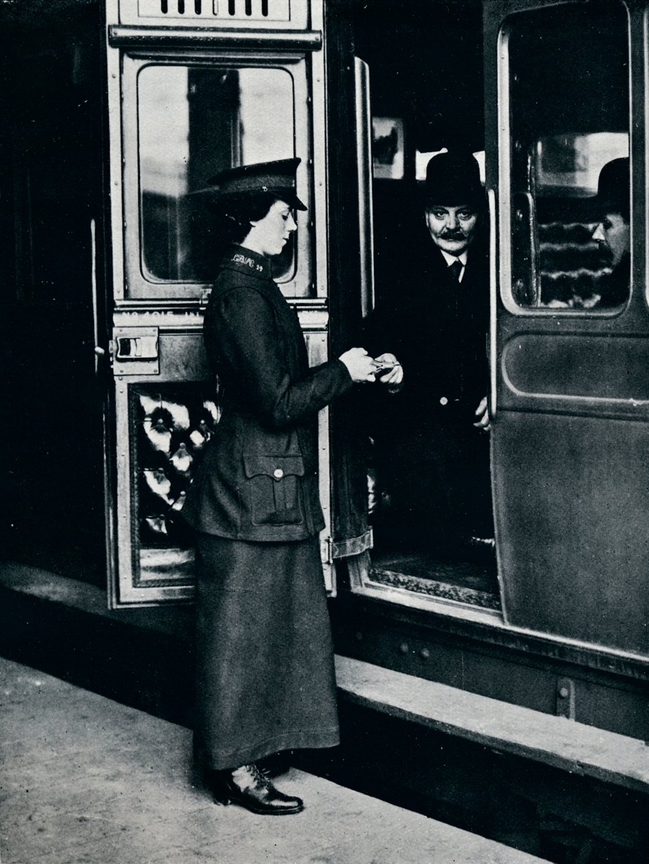 Kontrolerka biletów w pracy, ok. 1914 r. autorstwa Unbekannt