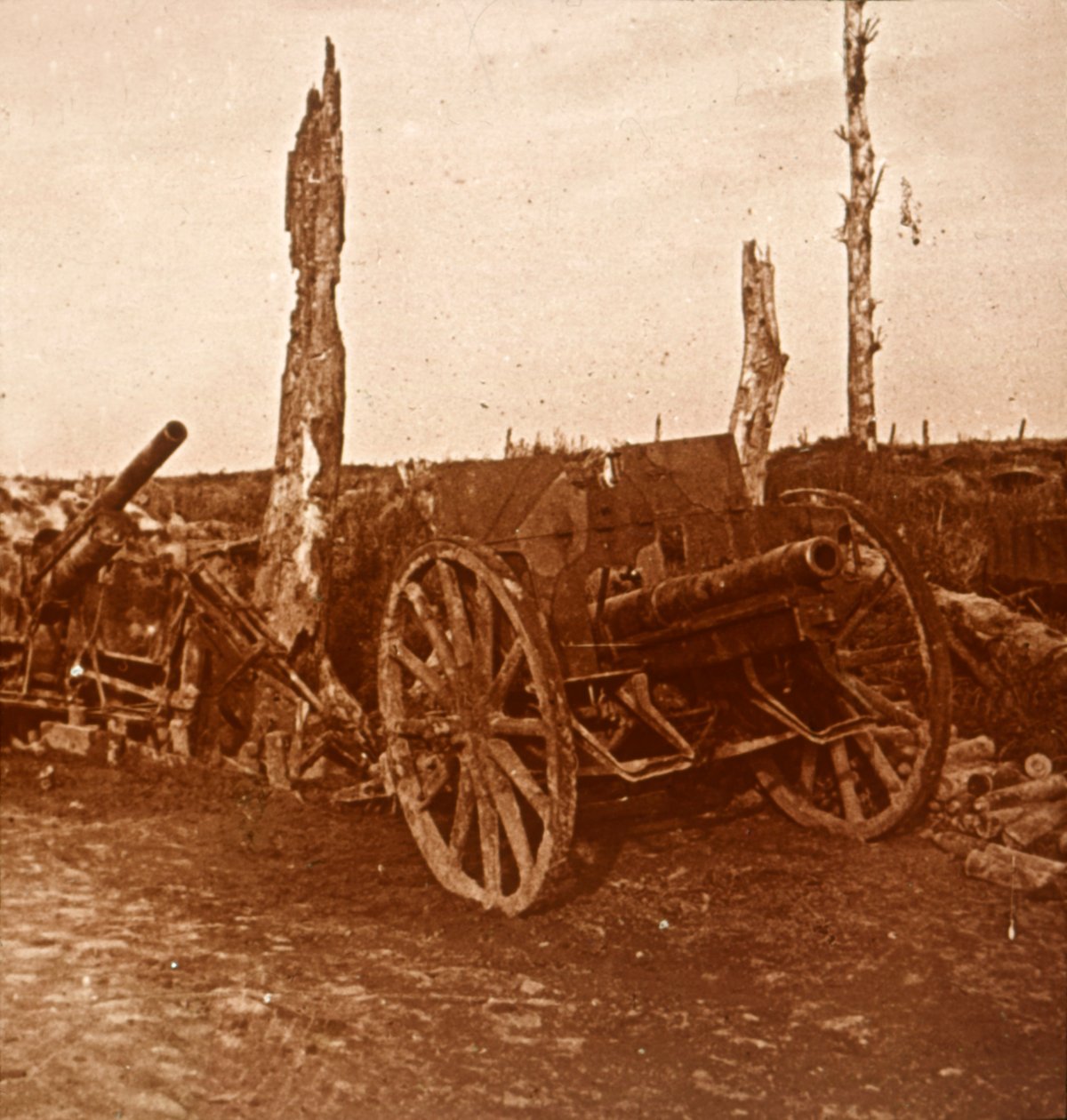 Opuszczone armaty, c1914-c1918 autorstwa Unbekannt