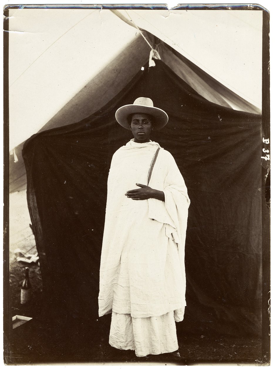 Abisyńska kobieta, ok. 1910 (odbitka żelatynowo-srebrowa) autorstwa Unbekannt