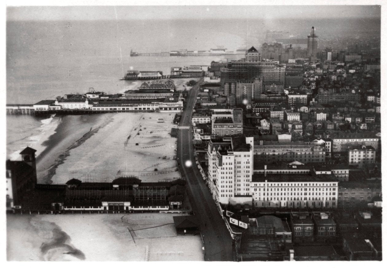 Widok z lotu ptaka na Atlantic City, New Jersey, USA, z Zeppelina, 1930 1933 autorstwa Unbekannt