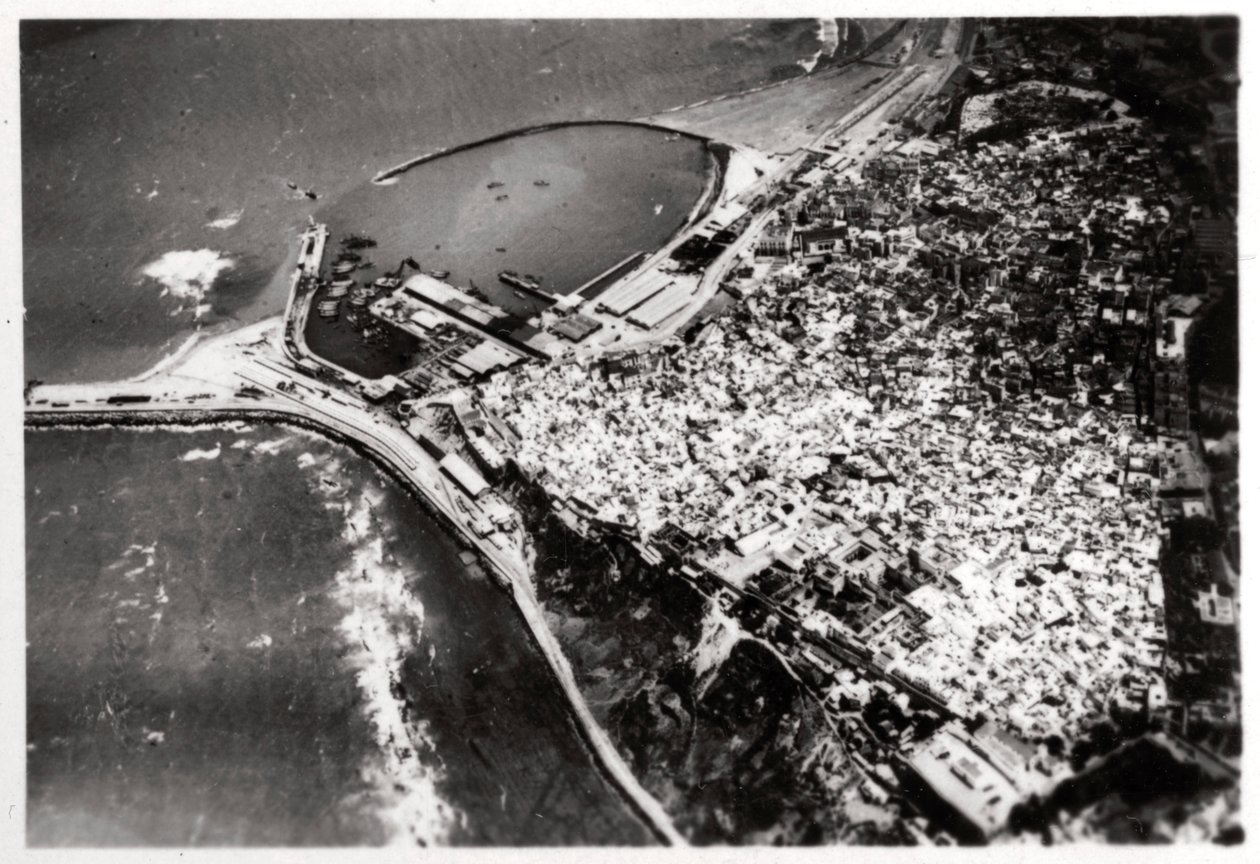 Widok z lotu ptaka na Tanger, Maroko, z Zeppelina, 1930 1933 autorstwa Unbekannt