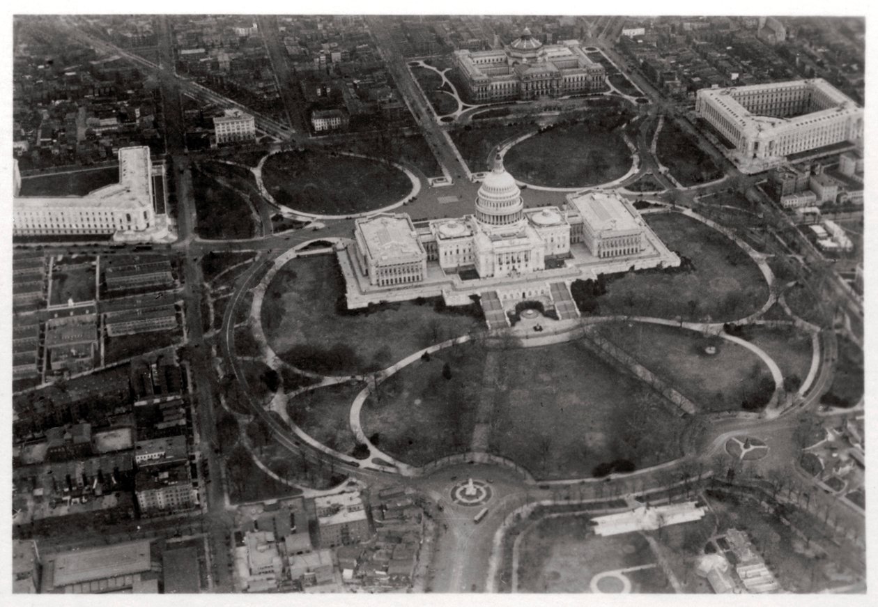 Widok z lotu ptaka na Kapitol, Waszyngton DC, USA, z Zeppelina, 1928 1933 autorstwa Unbekannt