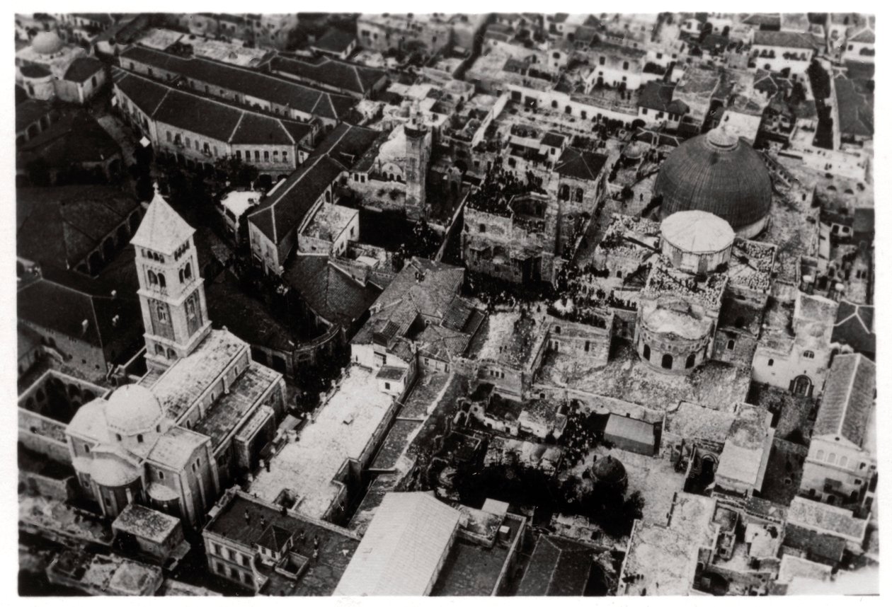 Widok z lotu ptaka Bazyliki Grobu Świętego, Jerozolima, Palestyna, z Zeppelina, 1931 1933 autorstwa Unbekannt